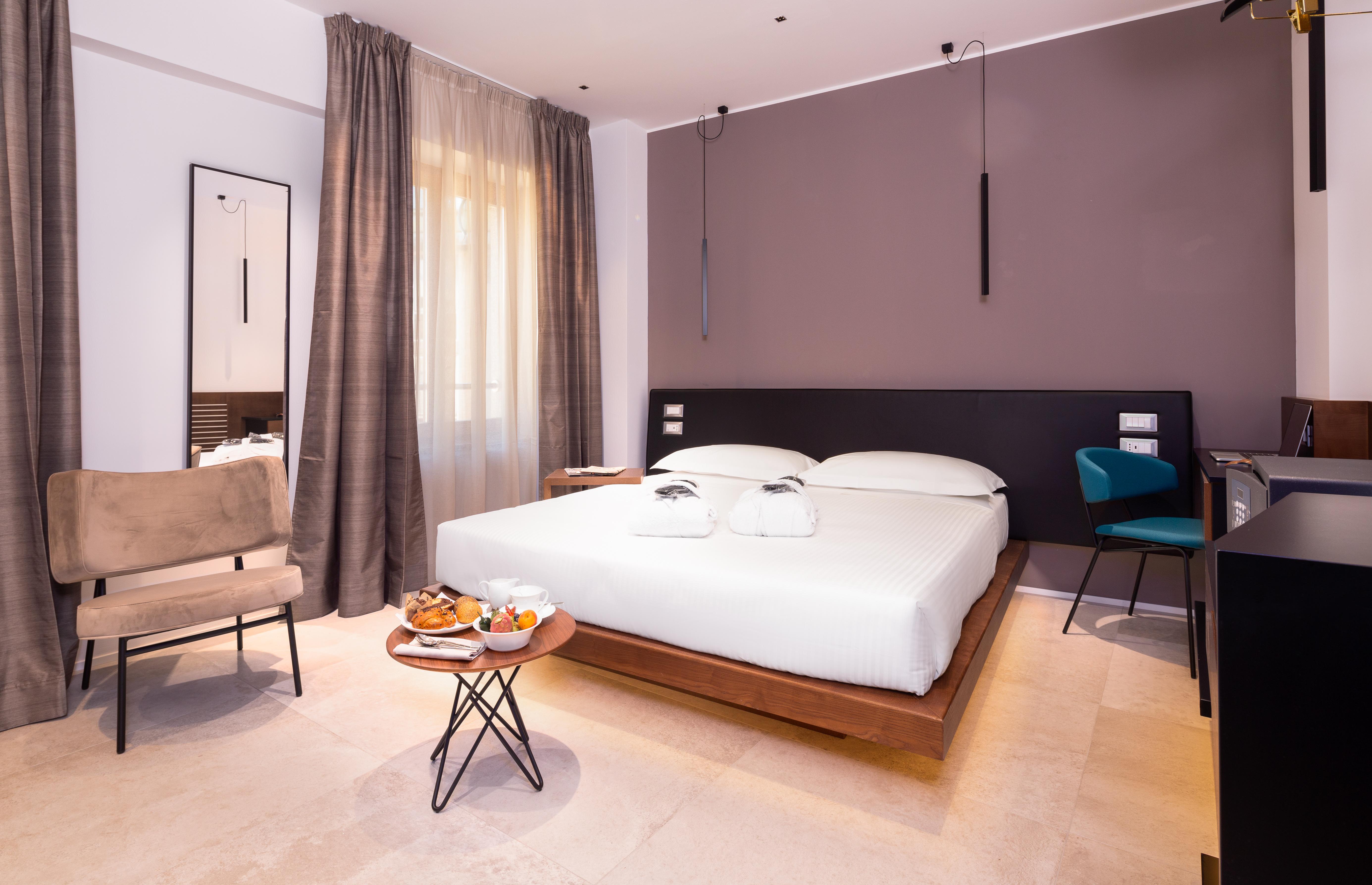 The Corner Duomo Hotel Milano Esterno foto